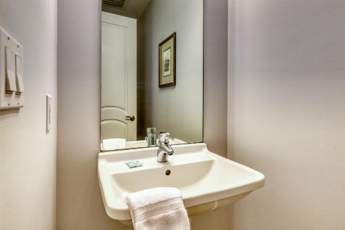 Turquoise Place #2002D - image 2