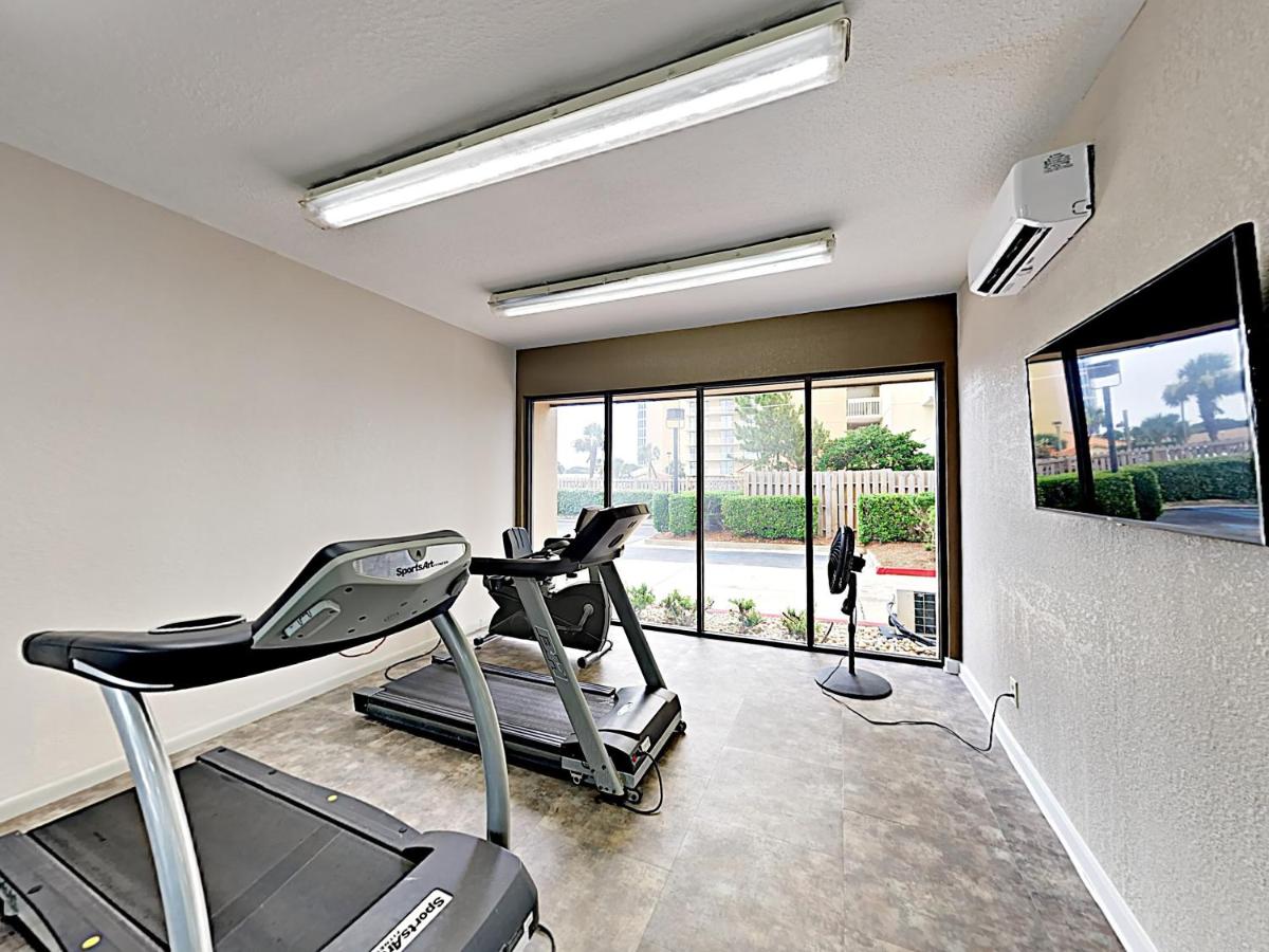 New Listing! Gulf-Front Condo With 3 Pools & Hot Tub Condo - image 5