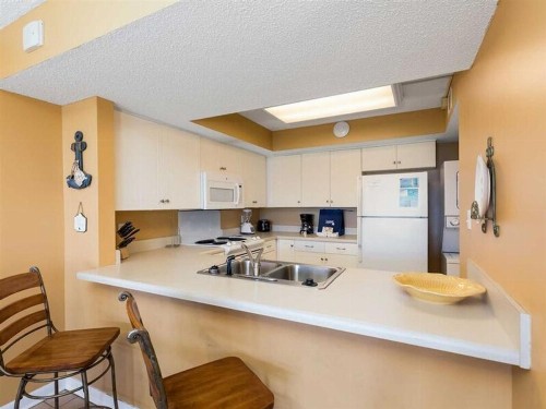 Breakers 13 by Meyer Vacation Rentals - image 9