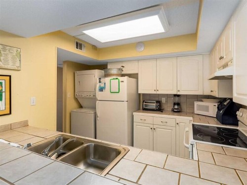 Breakers 12 by Meyer Vacation Rentals - image 6