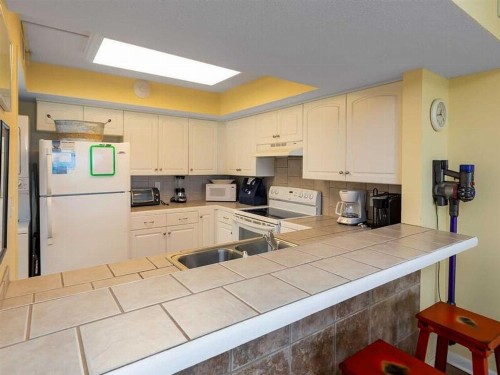 Breakers 12 by Meyer Vacation Rentals - image 9