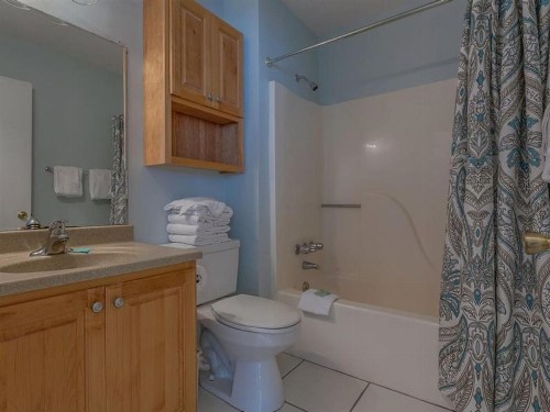 Cotton Bayou 2H by Meyer Vacation Rentals - image 12
