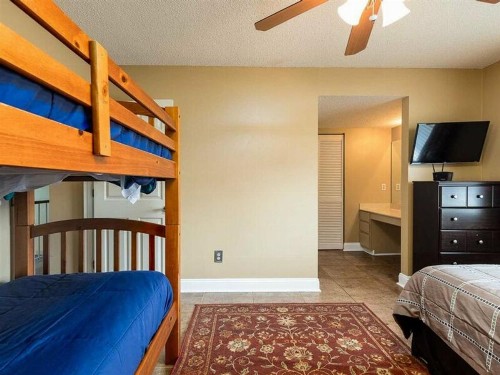 Mariner Lakes 20 by Meyer Vacation Rentals - image 11