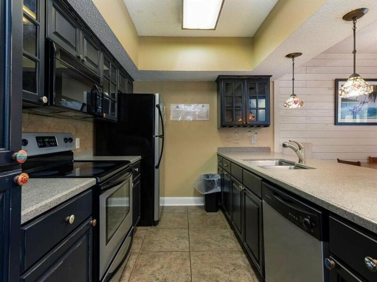 Mariner Lakes 20 by Meyer Vacation Rentals - image 6