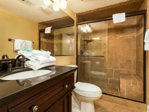 Mariner Lakes 20 by Meyer Vacation Rentals - image 8