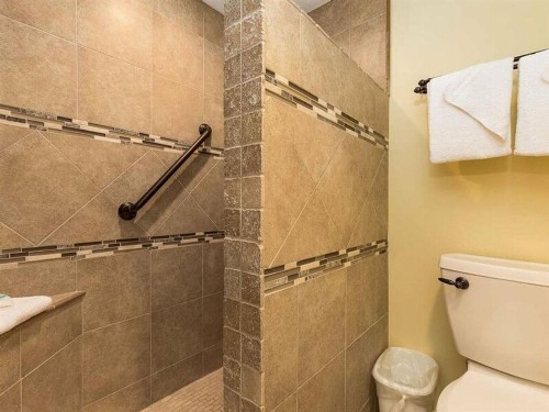 Phoenix East II 2031 by Meyer Vacation Rentals - image 11