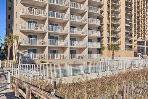 Four Winds by Meyer Vacation Rentals - image 1