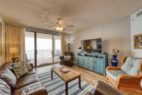 Summer House by Meyer Vacation Rentals - image 6