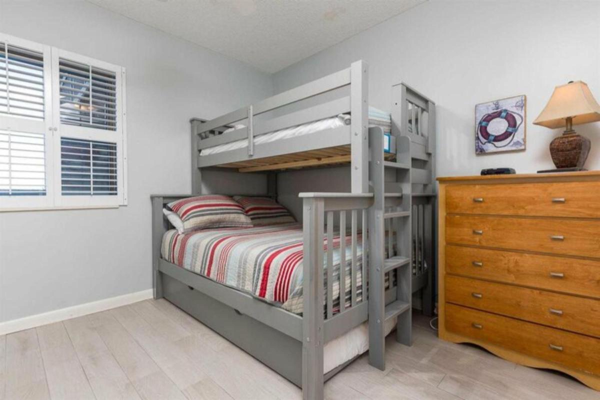 Shoalwater by Meyer Vacation Rentals - image 7