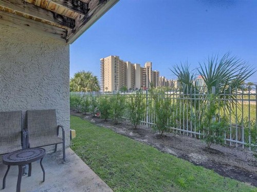 Seaside Beach & Racquet by Meyer Vacation Rentals