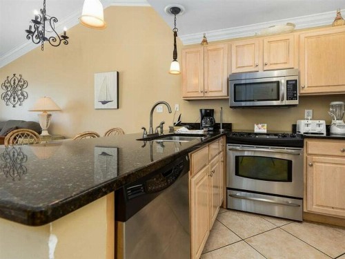 Romar Beach by Meyer Vacation Rentals - image 9