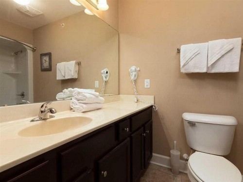 Phoenix West II by Meyer Vacation Rentals - image 9