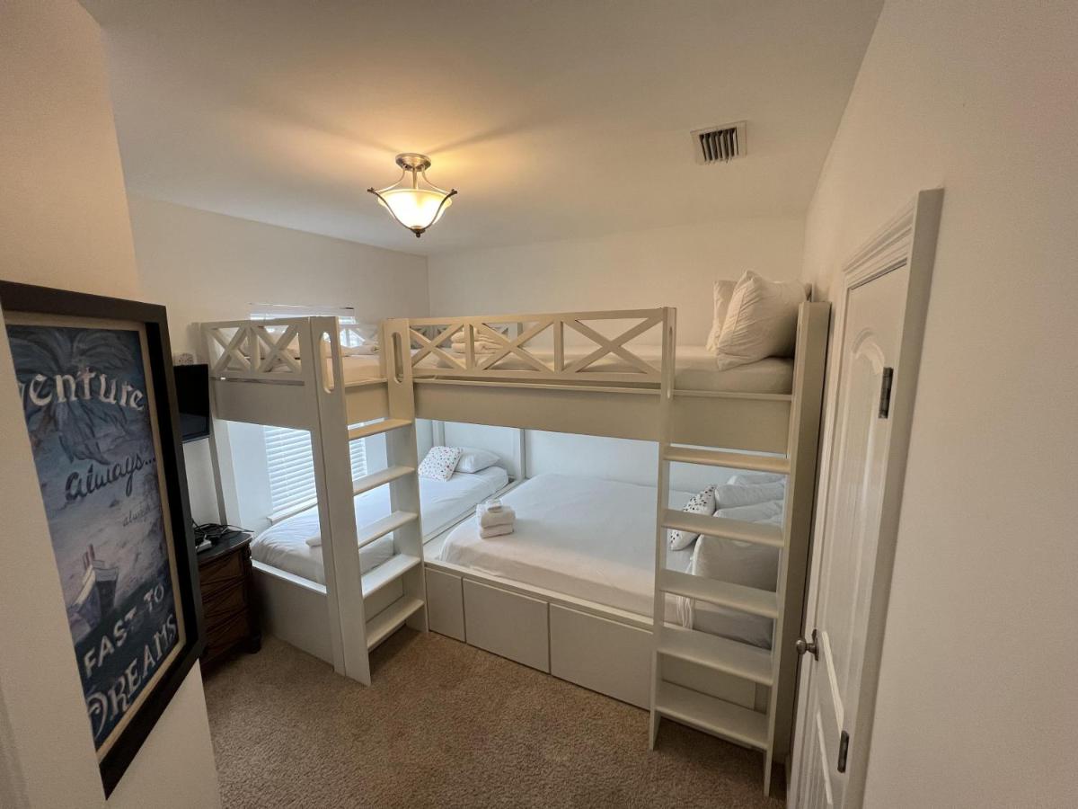 Heavenly Sunrise & Heavenly Sunset (10 Bdrm -8 Bath) Sleeps 30 (Both Sides) - image 2