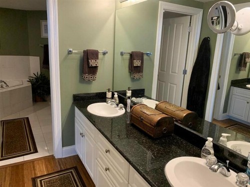 The Pass 410 by Meyer Vacation Rentals - image 7