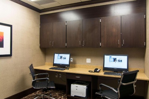 Hampton Inn Orange City - image 21