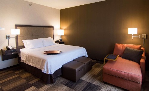 Hampton Inn Orange City - image 4