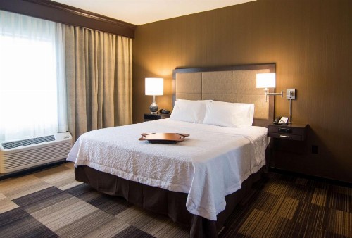 Hampton Inn Orange City - image 8