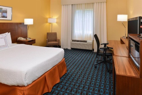 Fairfield Inn Jacksonville Orange Park - image 17