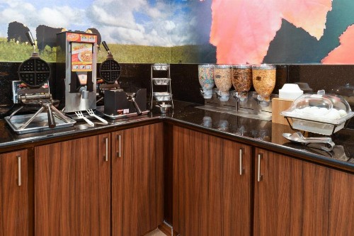 Fairfield Inn Jacksonville Orange Park - image 27