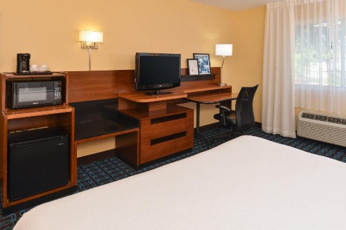 Fairfield Inn Jacksonville Orange Park - image 9
