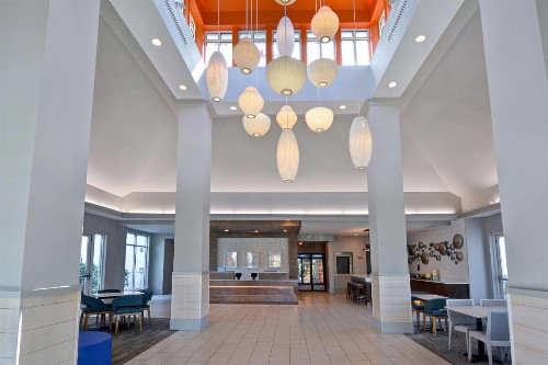 Hilton Garden Inn Jacksonville Orange Park - image 2