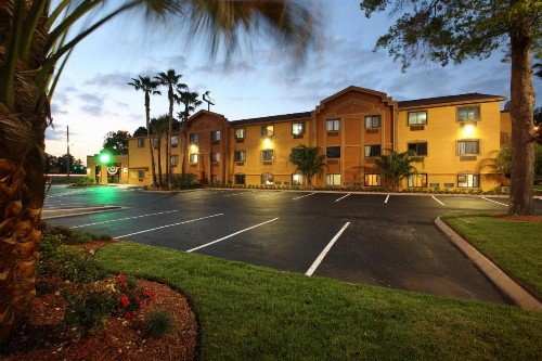 Days Inn by Wyndham Orange Park/Jacksonville - image 31