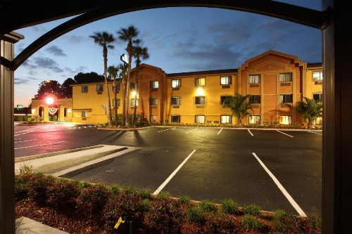 Days Inn by Wyndham Orange Park/Jacksonville - image 37