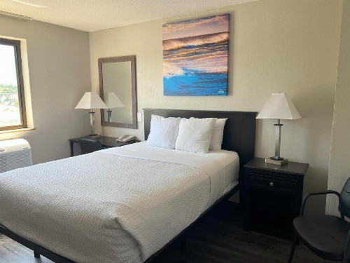 Days Inn by Wyndham Orange Park/Jacksonville - image 49