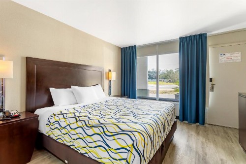 Zen Living Suites Extended Stay - Jacksonville - Orange Park - image 11