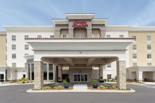 Hampton Inn and Suites Jacksonville/Orange Park FL