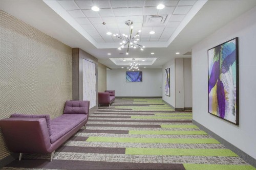Hampton Inn and Suites Jacksonville/Orange Park FL - image 19