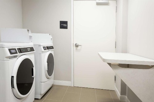 Hampton Inn and Suites Jacksonville/Orange Park FL - image 30