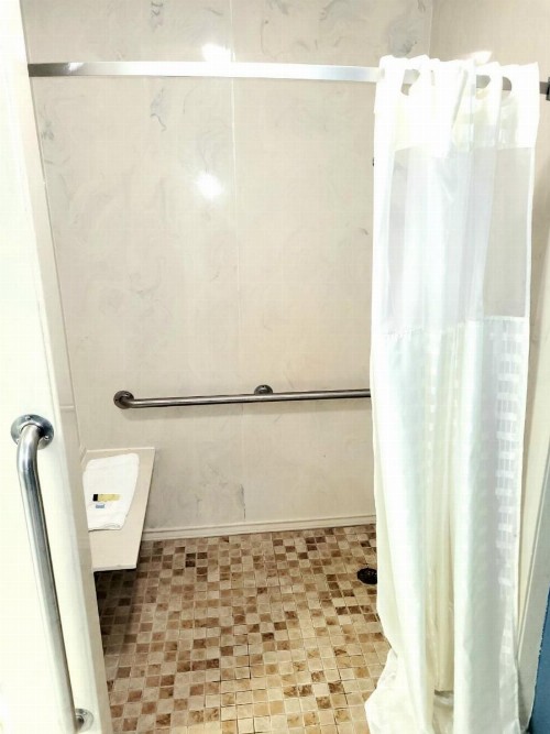 Best Price Motel & Suites - image 24