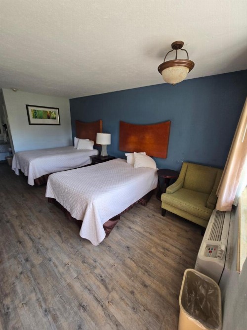 Best Price Motel & Suites - image 8