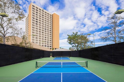 DoubleTree by Hilton Anaheim/Orange County - image 4