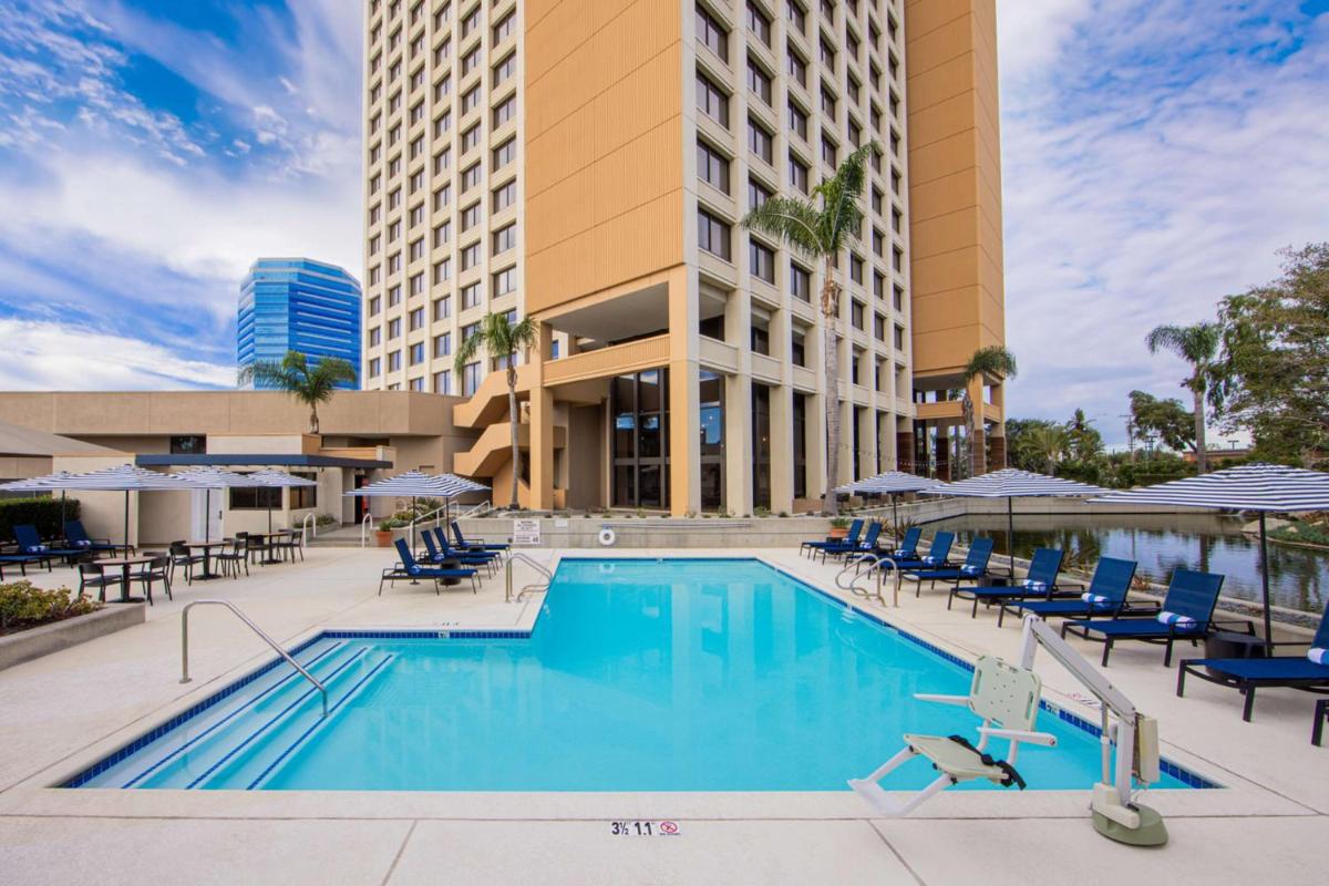 DoubleTree by Hilton Anaheim/Orange County - image 5