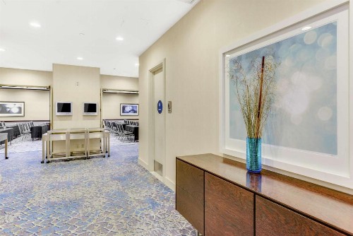 Embassy Suites by Hilton Anaheim-Orange - image 35