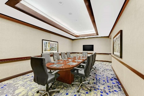 Embassy Suites by Hilton Anaheim-Orange - image 36