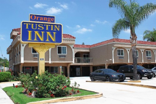 Orange Tustin Inn in Orange - image 16