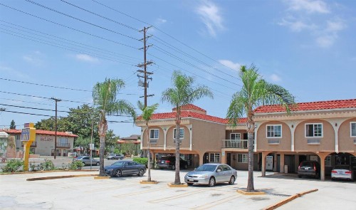 Orange Tustin Inn in Orange - image 22