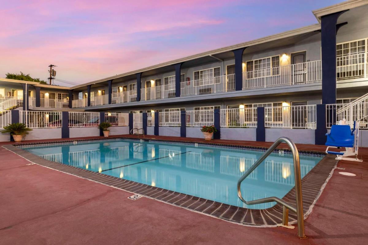 Best Western Orange Plaza - main image