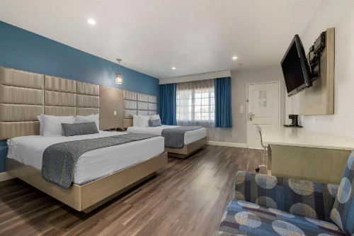 Best Western Orange Plaza - image 12