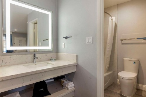 Best Western Orange Plaza - image 24