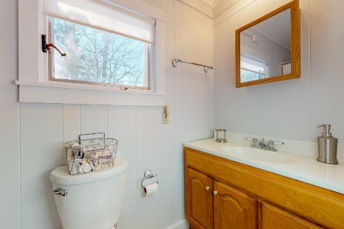 ​Lake Time Cottage - image 11