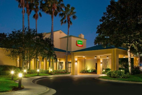Courtyard Orlando International Drive/Convention Center - image 2