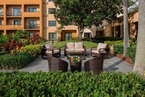 Courtyard Orlando International Drive/Convention Center - image 5