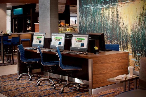 Courtyard by Marriott Orlando Lake Buena Vista in the Marriott Village - image 11