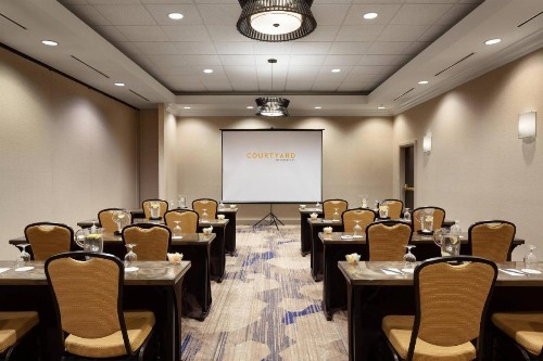 Courtyard by Marriott Orlando Lake Buena Vista in the Marriott Village - image 25