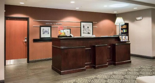 Hampton Inn & Suites Orlando-John Young Parkway/South Park - image 3