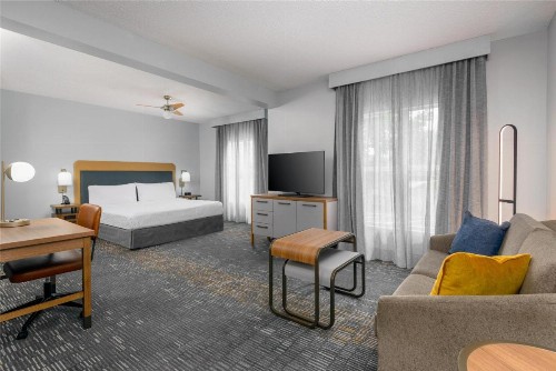 Homewood Suites by Hilton Orlando-UCF Area - image 36